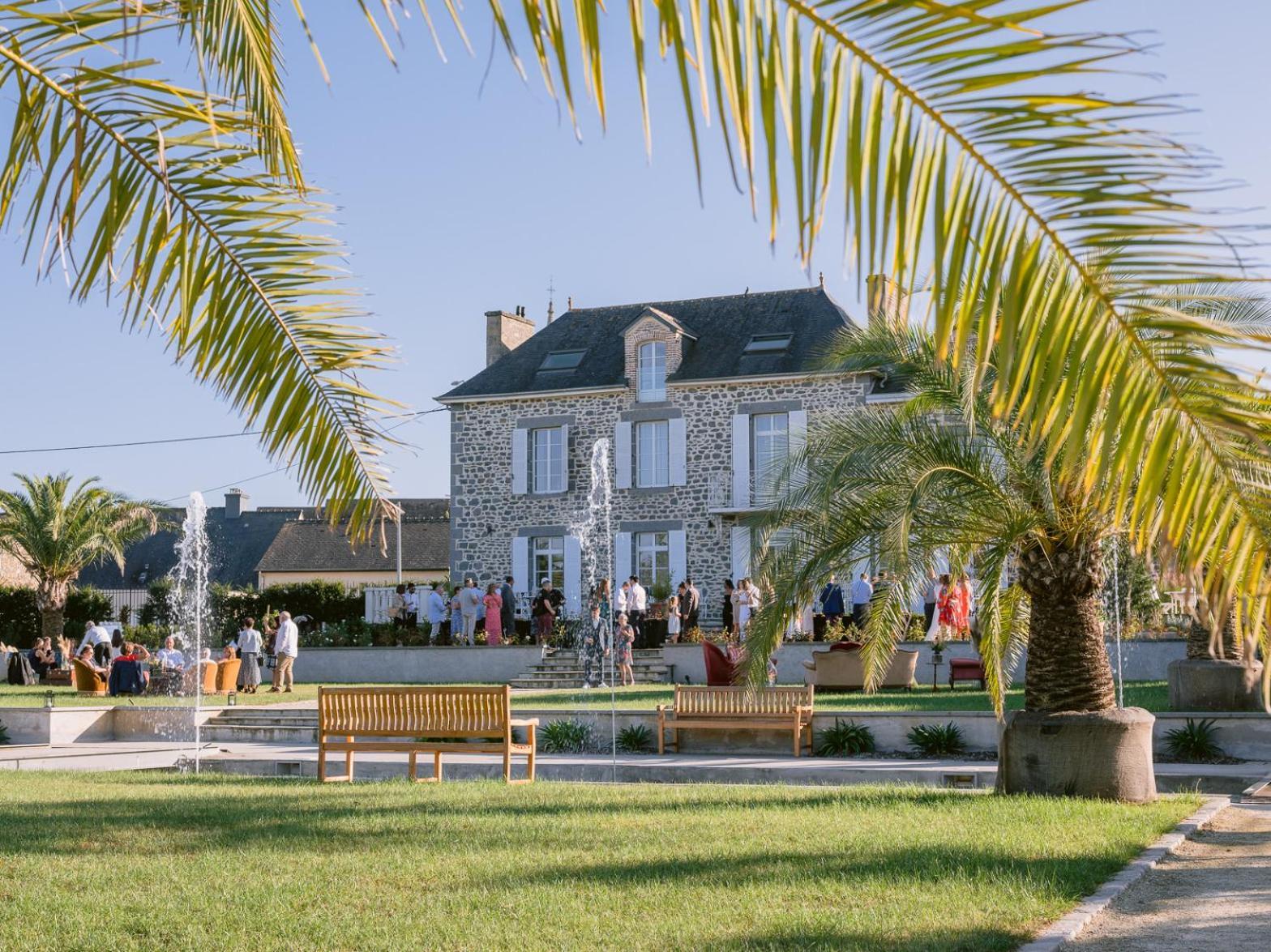坦泰尼亚克Domaine Les Jardins Darsene住宿加早餐旅馆 外观 照片